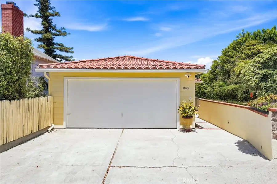 32021 & 32001 Sunset Avenue, Laguna Beach, CA 92651 - #3