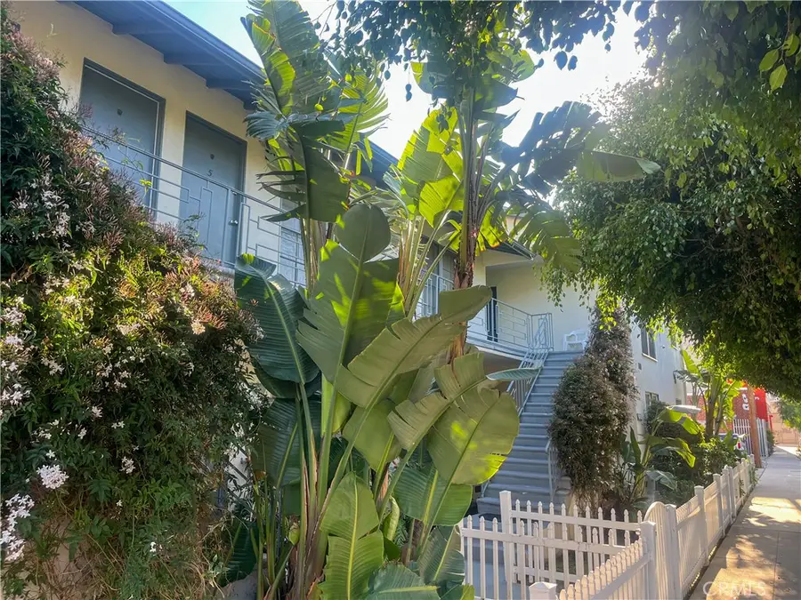11158 Massachusetts, Los Angeles, CA 90025 - #2