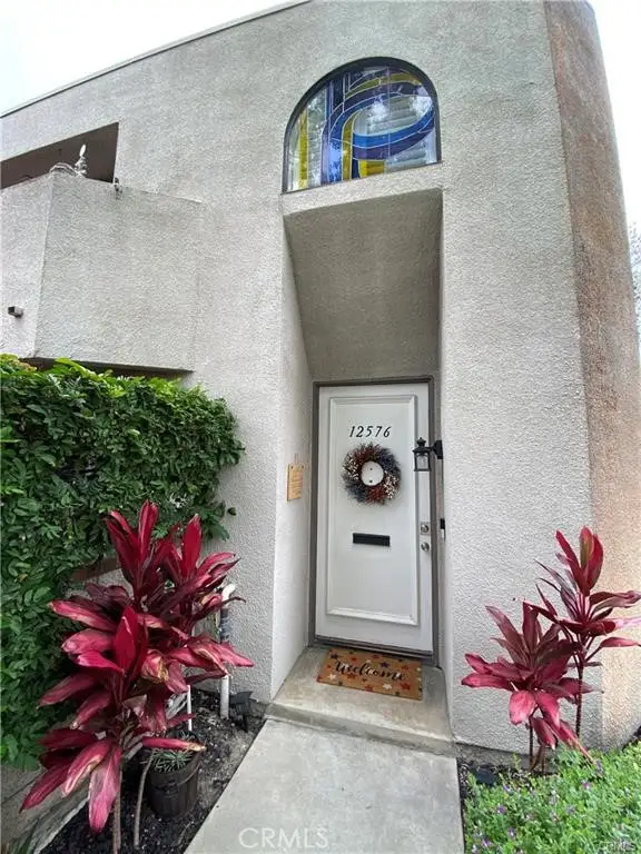 12576 Montecito, Seal Beach, CA 90740