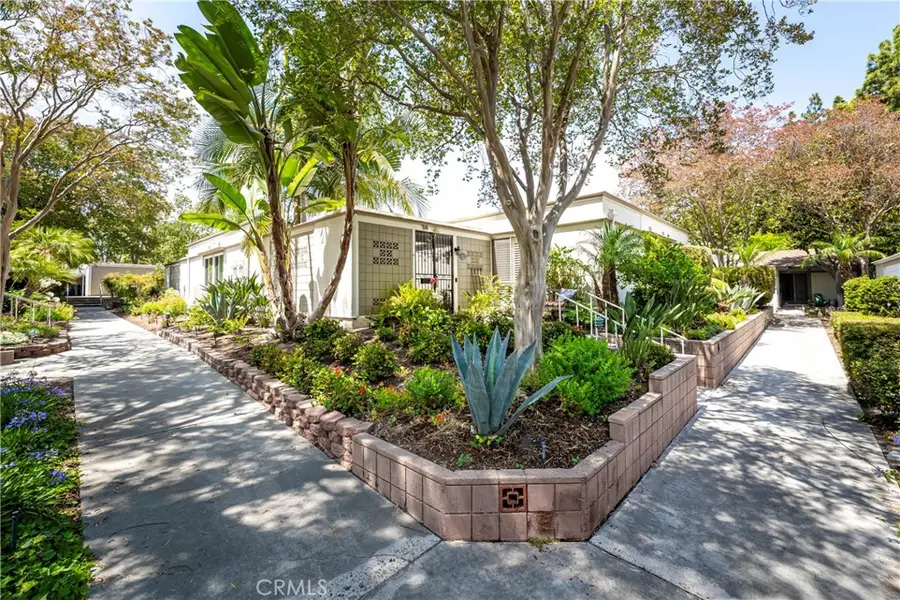 489 Calle Cadiz #D, Laguna Woods, CA 92637 - #3