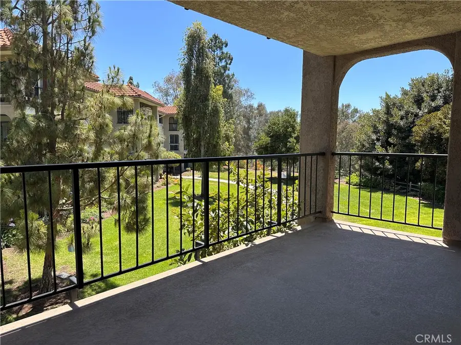 3241 San Amadeo #2H, Laguna Woods, CA 92637 - #3