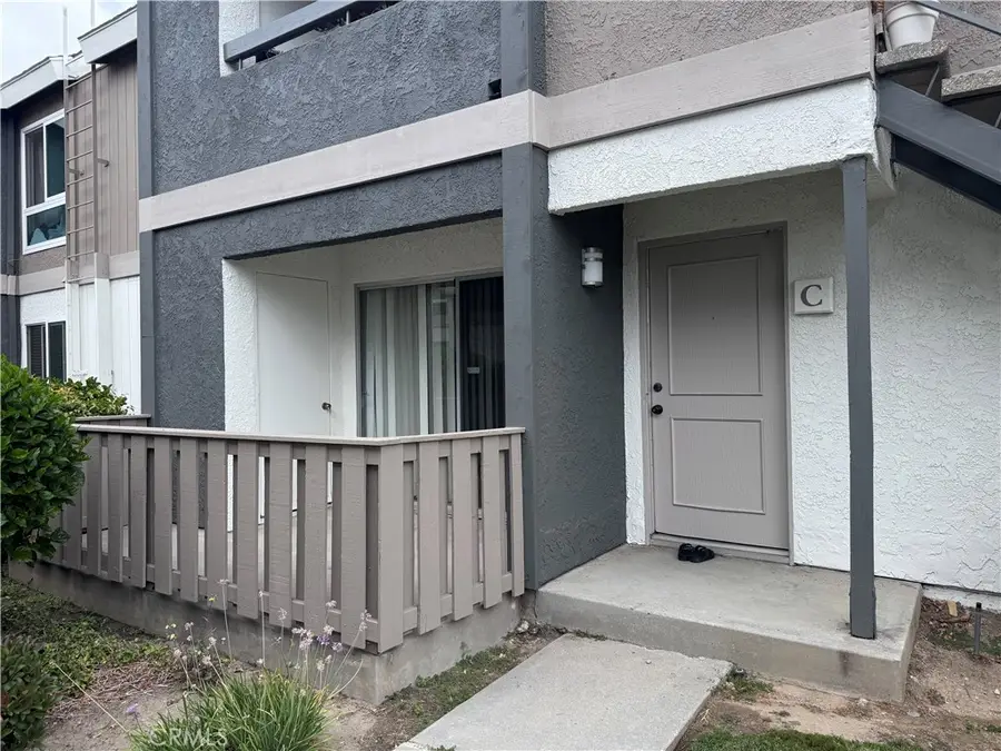 2871 S Fairview, Santa Ana, CA 92704 - #2
