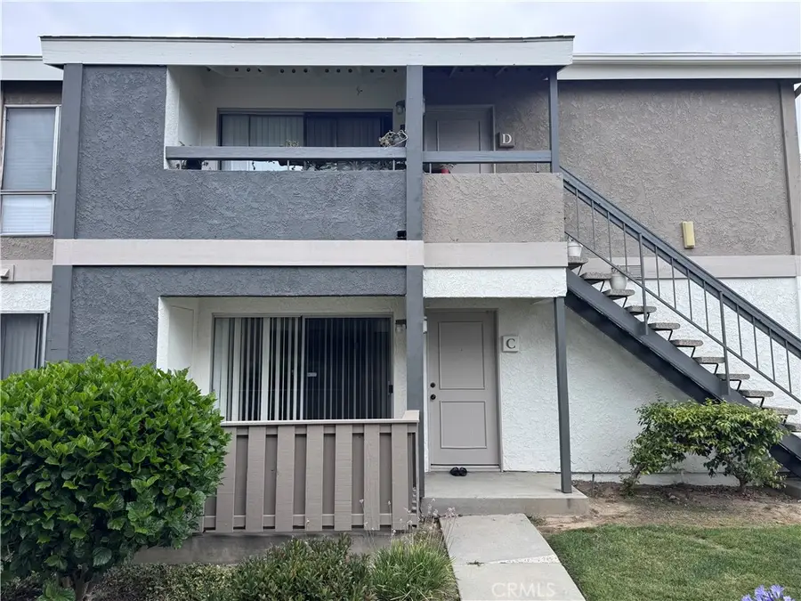 2871 S Fairview, Santa Ana, CA 92704 - #3