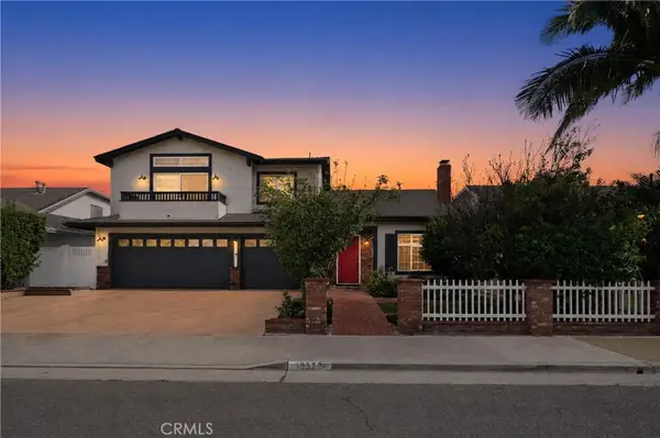 9072 Colbreggan Dr., Huntington Beach, CA 92646