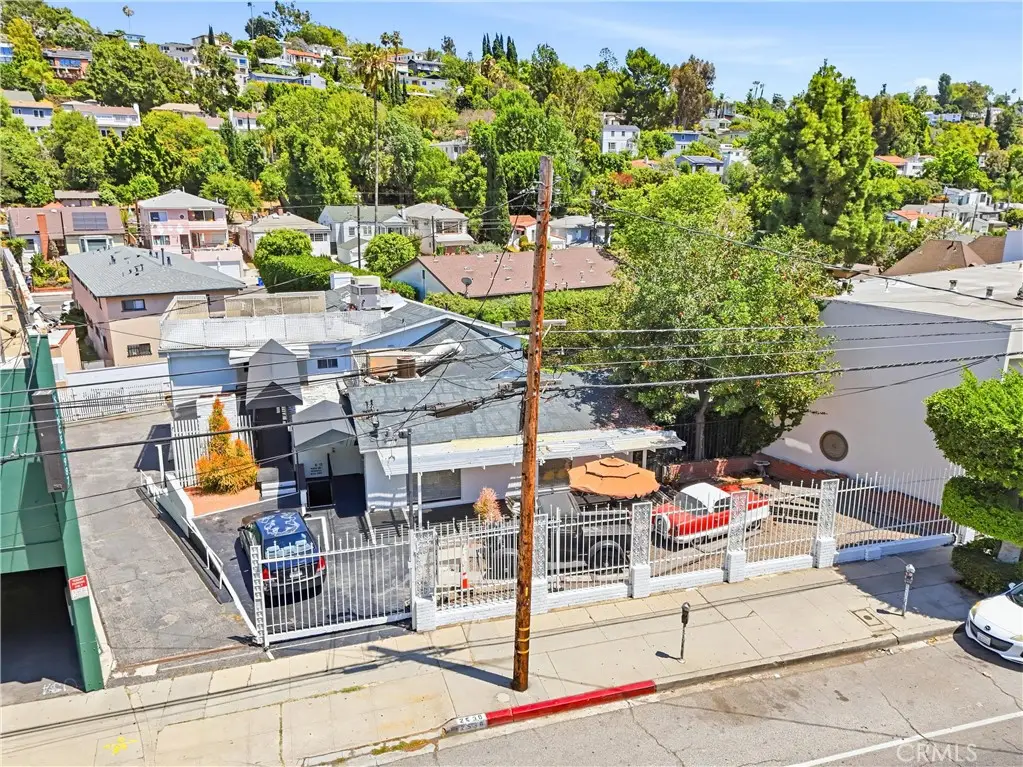 2530 Hyperion, Los Angeles, CA 90027 - #1