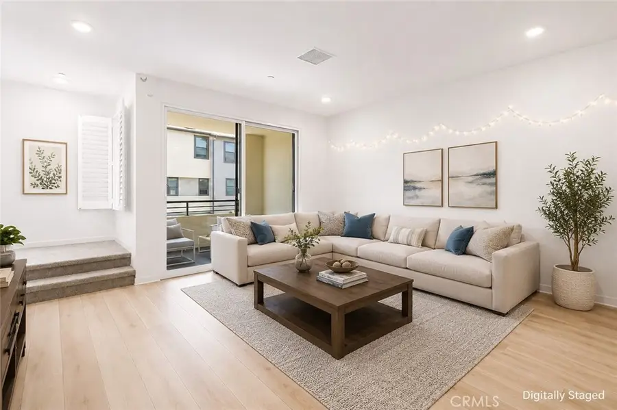 2953 W Lincoln Avenue #4, Anaheim, CA 92801 - #2