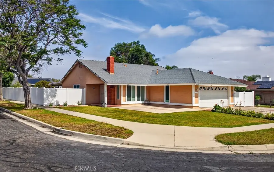 2048 Cordoza Street, Corona, CA 92882 - #3