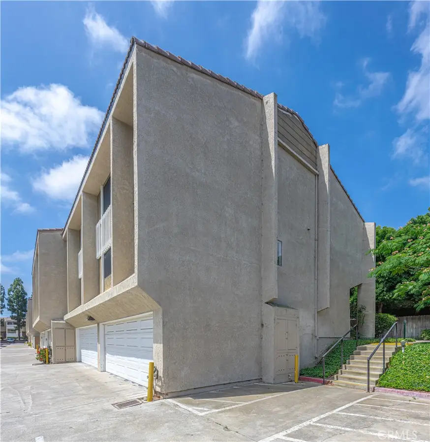 380 W Wilson #F106, Costa Mesa, CA 92627 - #3