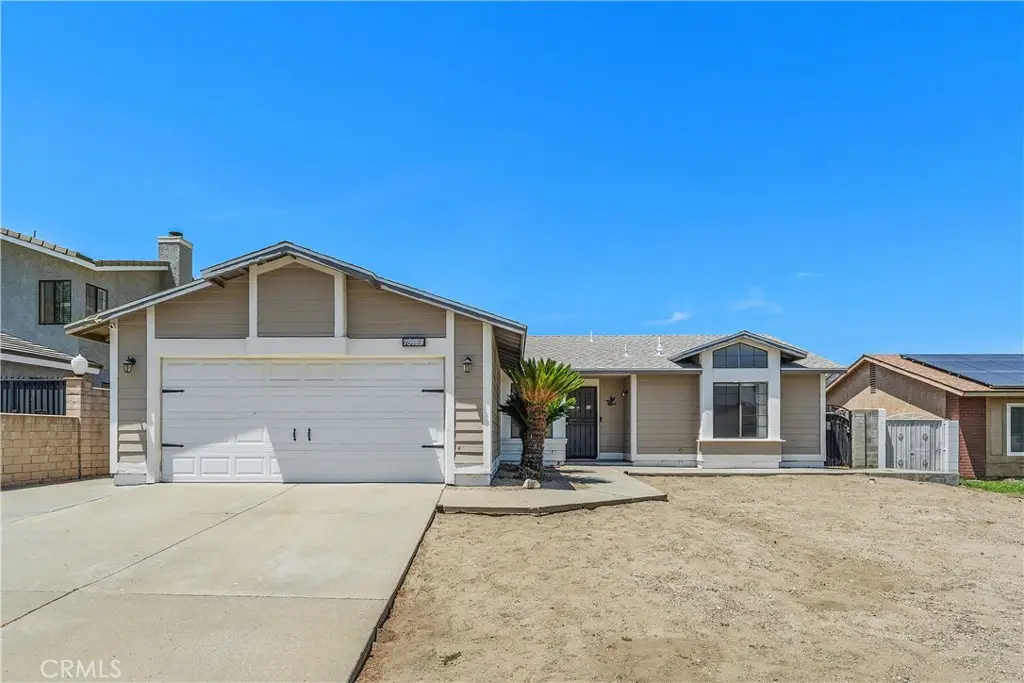18104 Montgomery, Fontana, CA 92336 - #1