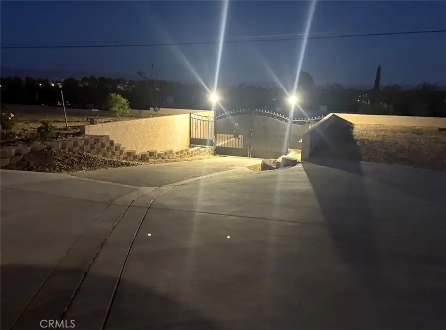 16192 Molino, Victorville, CA 92395 - #3