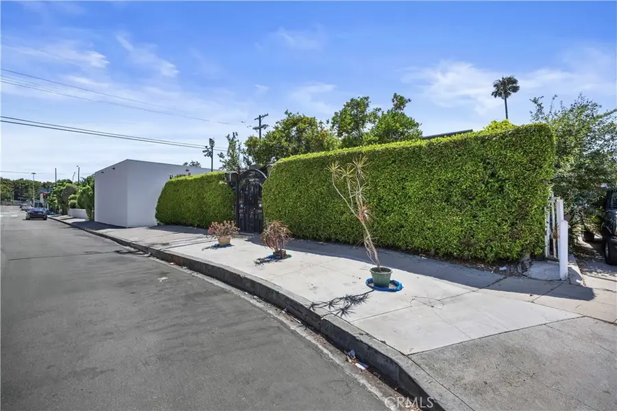 2949 S Harcourt Avenue, Los Angeles, CA 90016 - #3