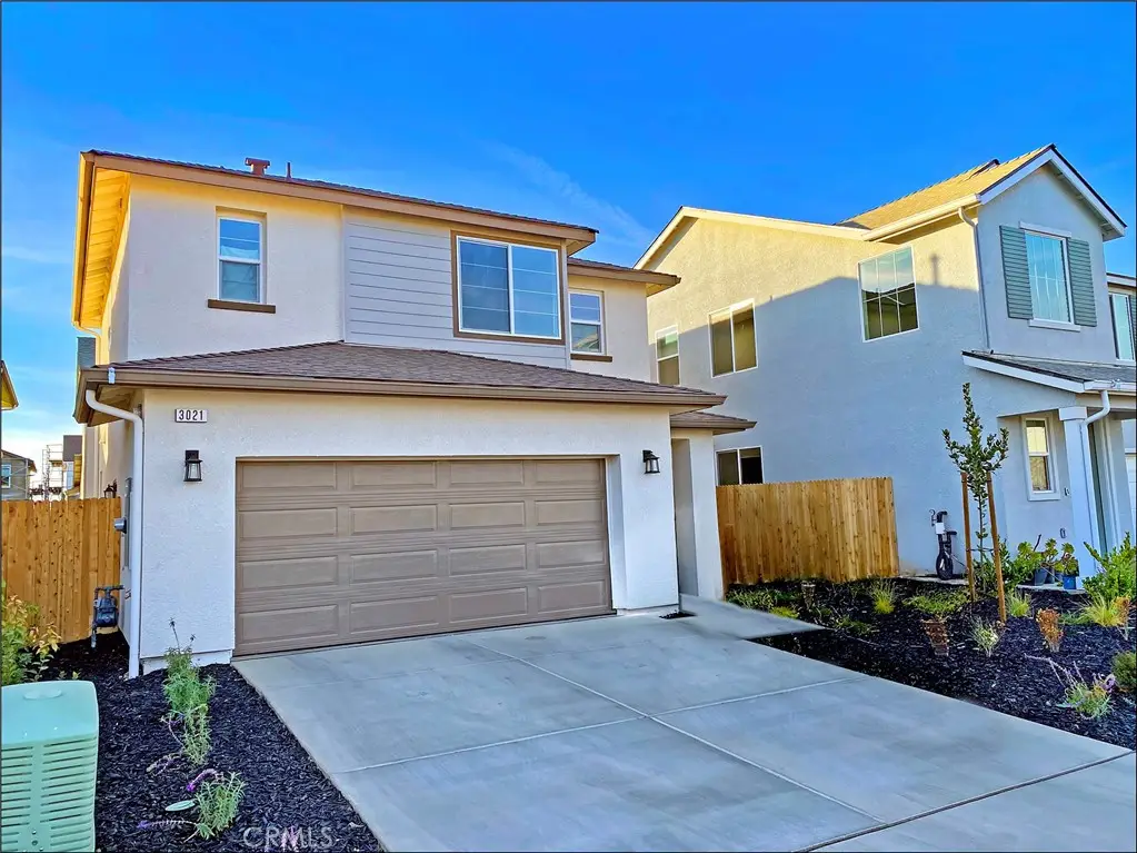 3021 N Sowell Street, Visalia, CA 93291 - #1