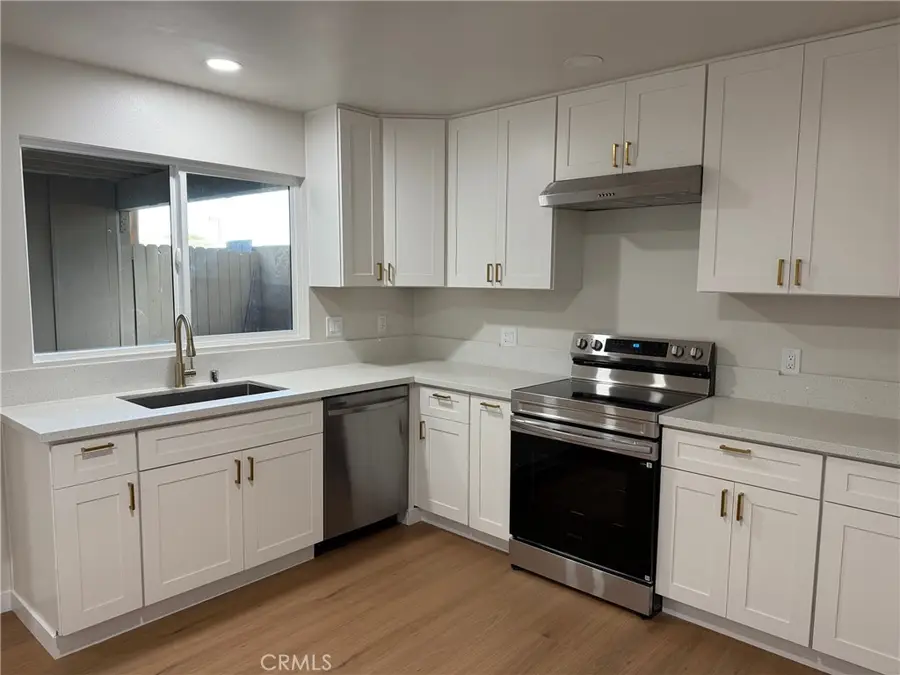 1321 S Standard #B, Santa Ana, CA 92707 - #2