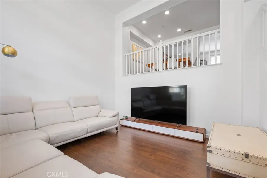 6 El Cajon, Irvine, CA 92602 - #3