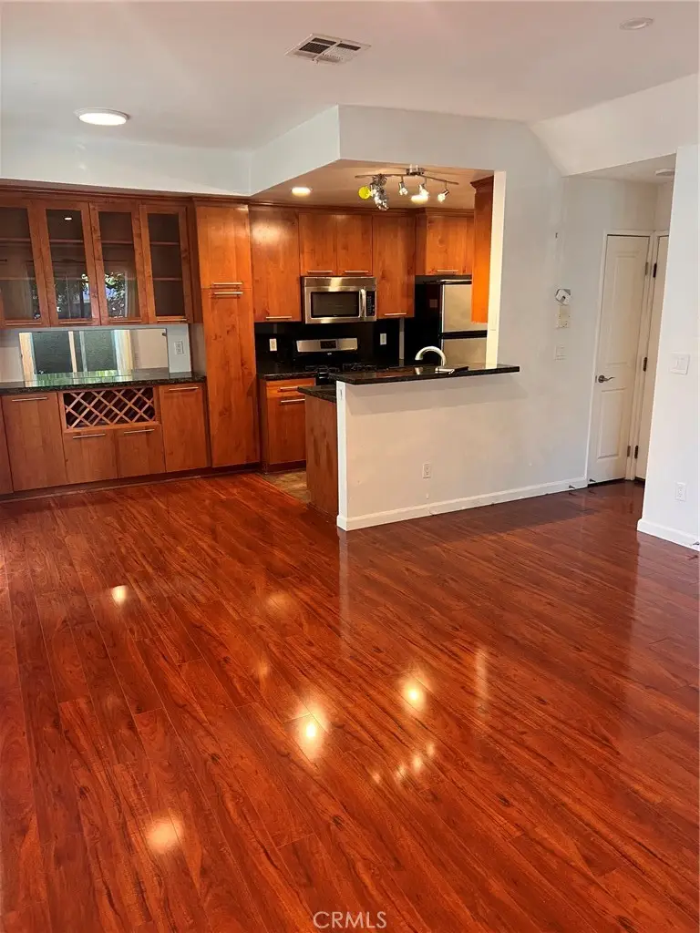 1554 N Hobart #2, Los Angeles, CA 90027 - #1