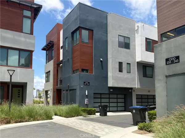 253 Waypoint, Tustin, CA 92782