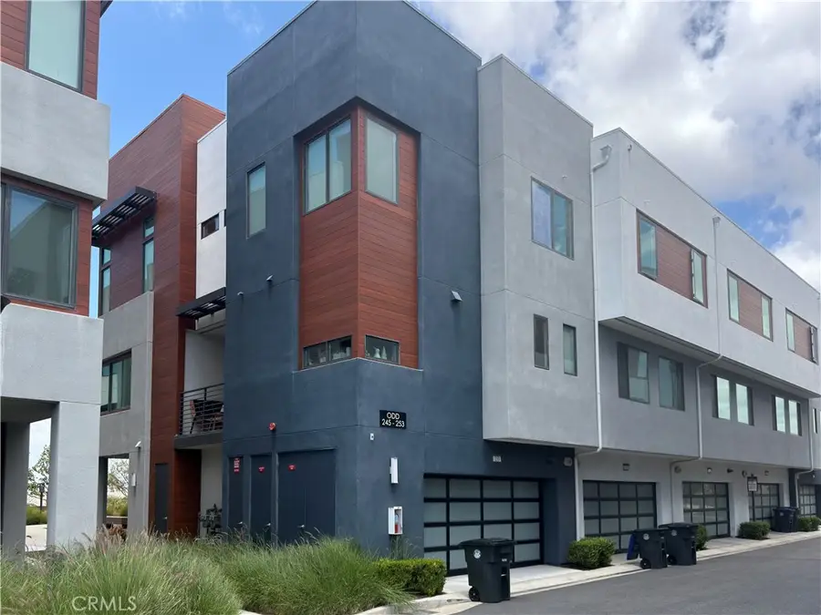 253 Waypoint, Tustin, CA 92782 - #2