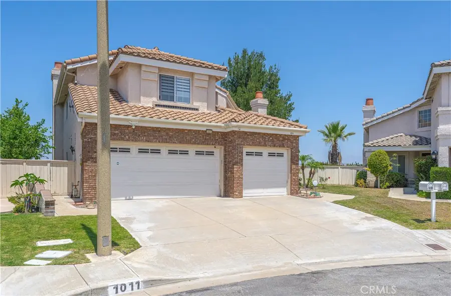 1011 S Mountcrest Court, Anaheim, CA 92808 - #2