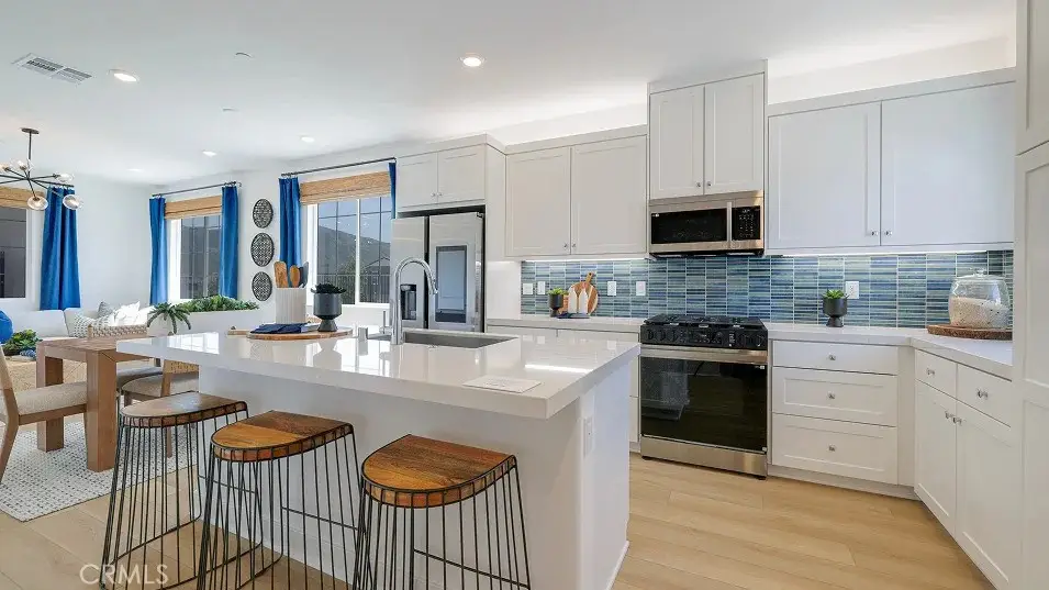 2201 Aneto Way, Santa Paula, CA 93060 - #1