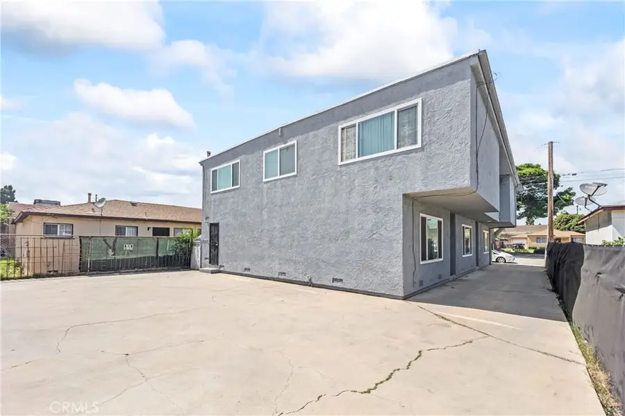 2336 W Wardlow Road, Long Beach, CA 90810 - #3