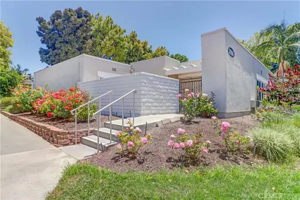 2006 Via Mariposa #B, Laguna Woods, CA 92637