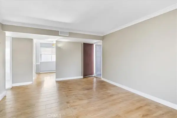 8561 La Salle #53, Cypress, CA 90630
