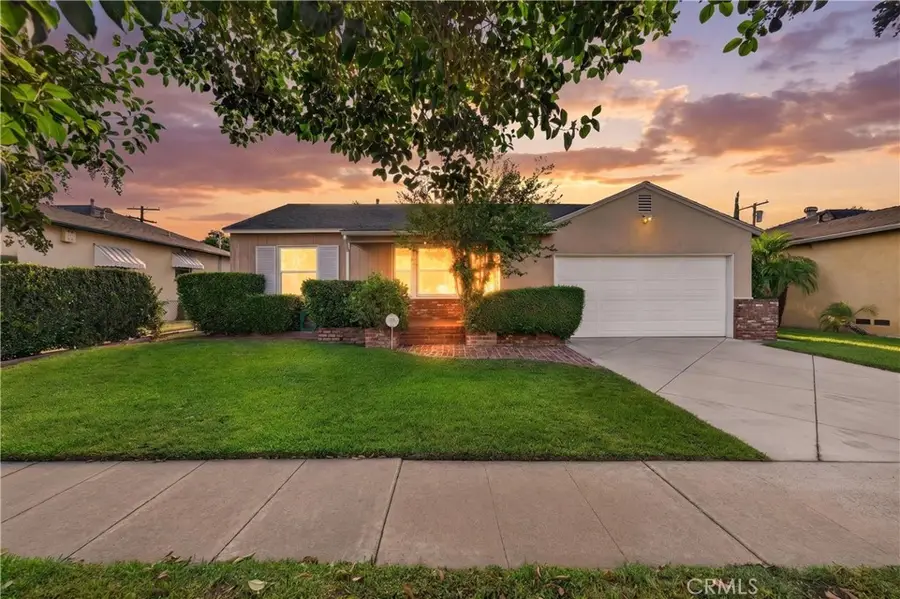 6724 De Celis Place, Lake Balboa, CA 91406 - #2