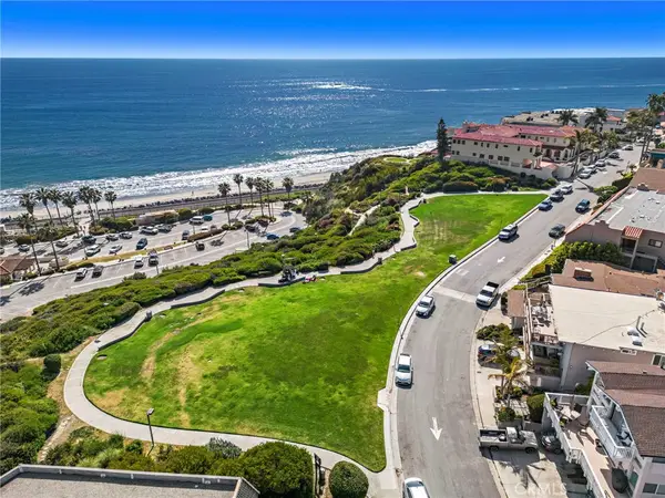 250 Avenida Lobeiro #E, San Clemente, CA 92672