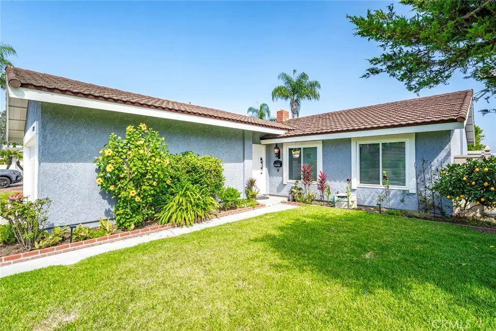 25681 Padua Drive, Laguna Hills, CA 92653 - #1