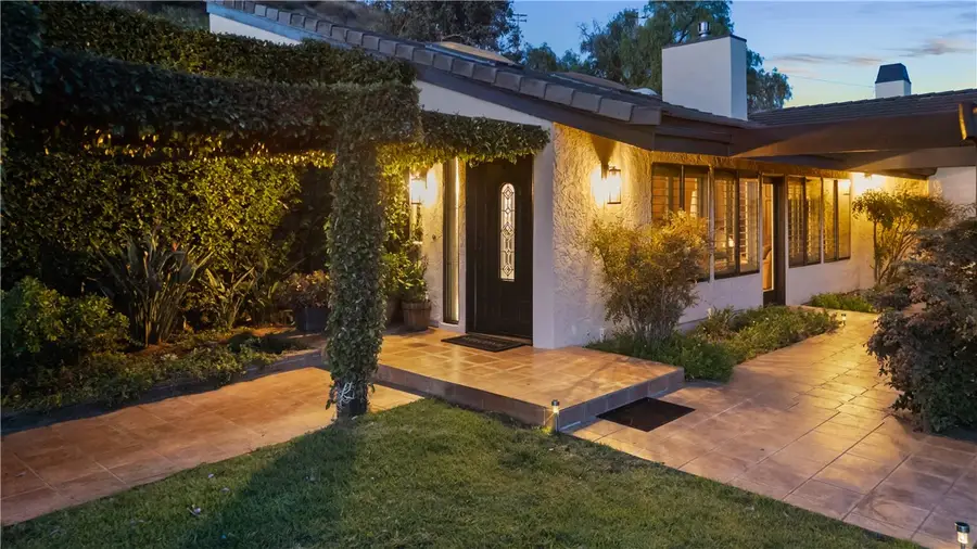 1138 Little Gopher Canyon, Vista, CA 92084 - #2