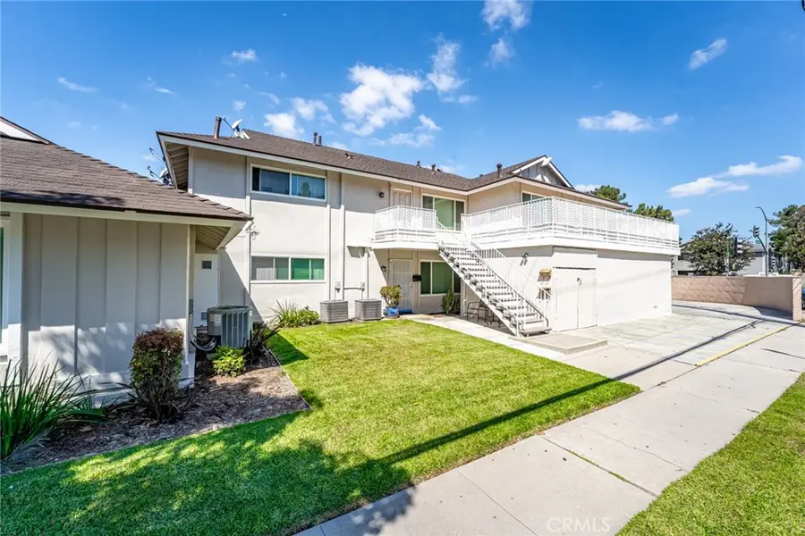 2601 W Juniper, Santa Ana, CA 92704 - #3