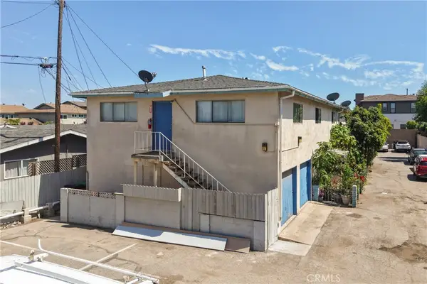 681 Victoria, Costa Mesa, CA 92627