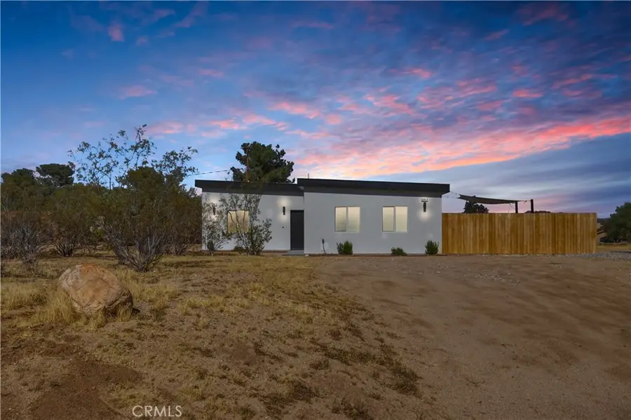 3725 Prescott, Yucca Valley, CA 92284 - #2