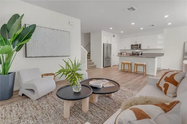 928 E Twill Court, Anaheim, CA 92802
