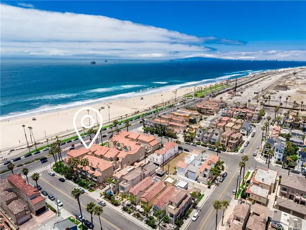2000 Pacific Coast Hwy #108, Huntington Beach, CA 92648