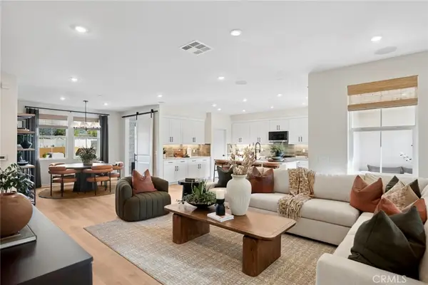 545 Gregory Way, Glendora, CA 91740