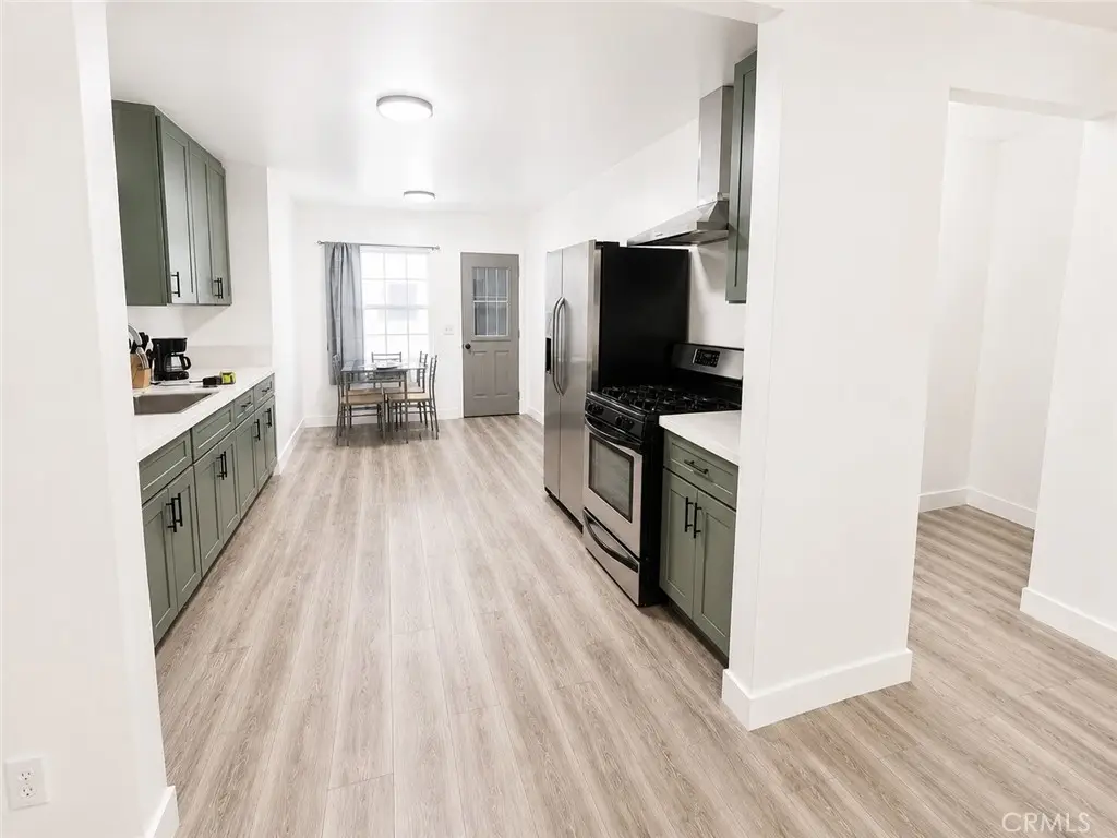 210 S Raitt, Santa Ana, CA 92703 - #1