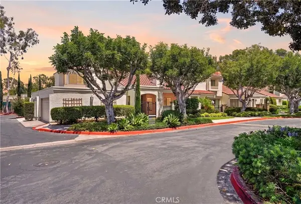 104 Navarre, Irvine, CA 92612