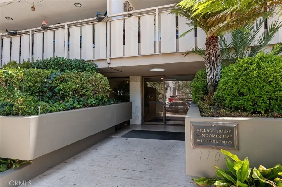 11044 Ophir #403, Los Angeles, CA 90024 - #2