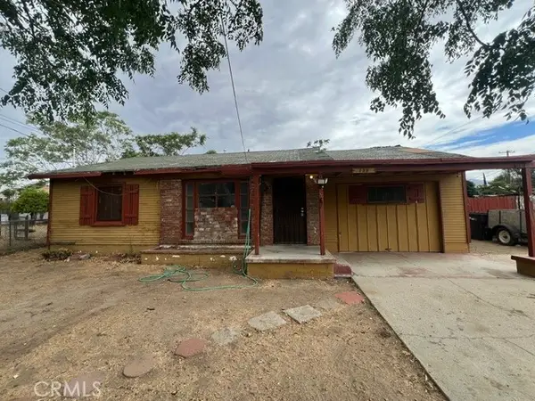 739 E Hoffer, Banning, CA 92220