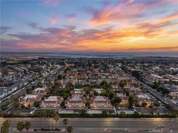 4802 Tiara #204, Huntington Beach, CA 92649