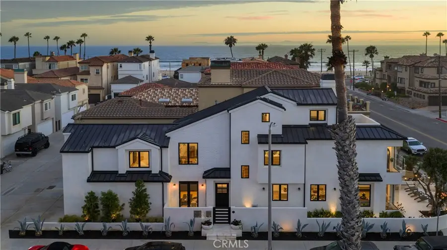 122 22nd Street, Huntington Beach, CA 92648 - #2