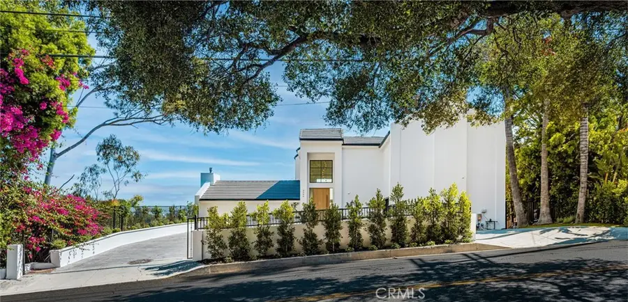 3566 Beverly Glen, Sherman Oaks, CA 91423 - #3