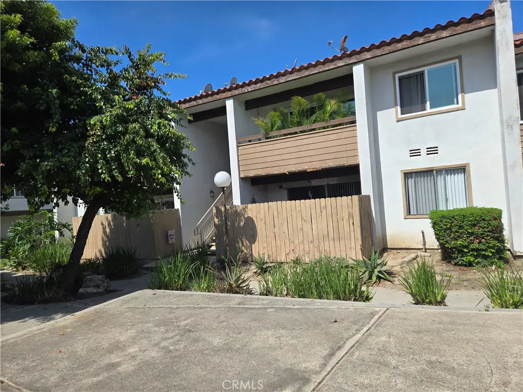 2501 W Sunflower #F4, Santa Ana, CA 92704 - #1