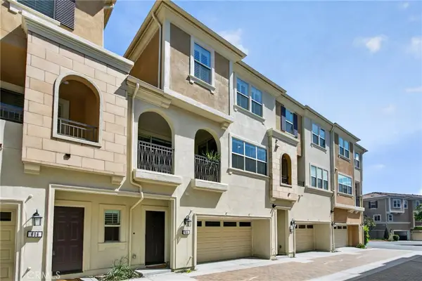 604 White Oaks, Lake Forest, CA 92610