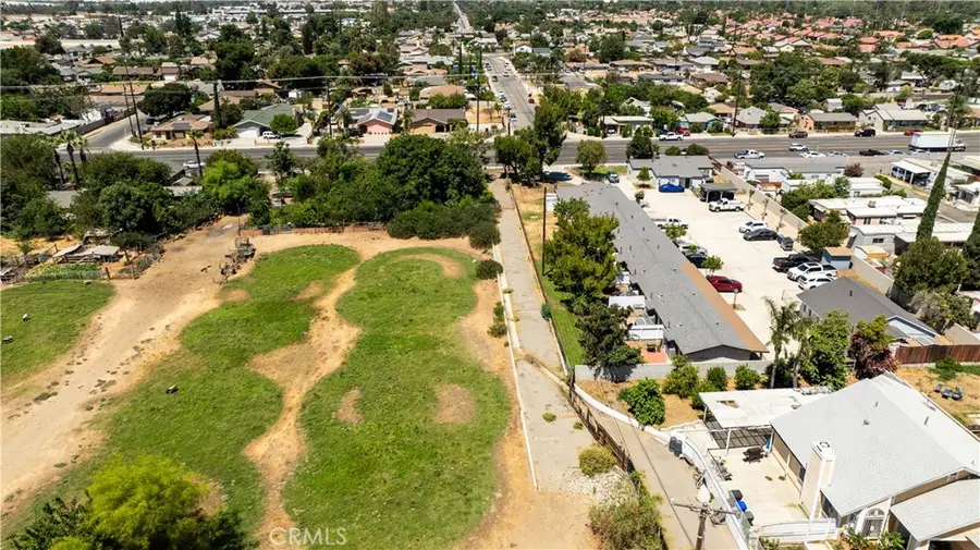 9905 Cedar Avenue, Bloomington, CA 92316 - #2