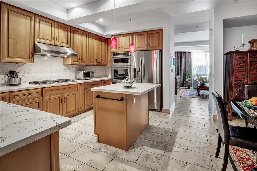 201 E Angeleno, Burbank, CA 91502 - #2