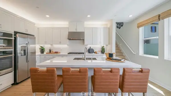 2146 Aneto Way, Santa Paula, CA 93060