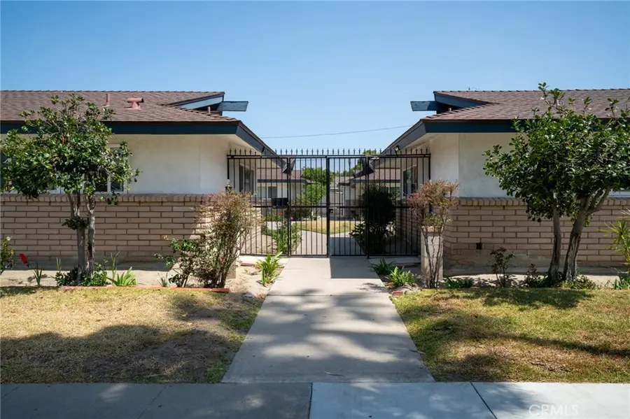 2133 E Almont Avenue, Anaheim, CA 92806 - #3
