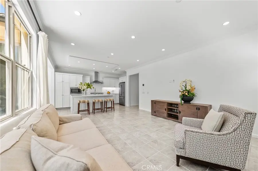 180 Frontier, Irvine, CA 92620 - #3